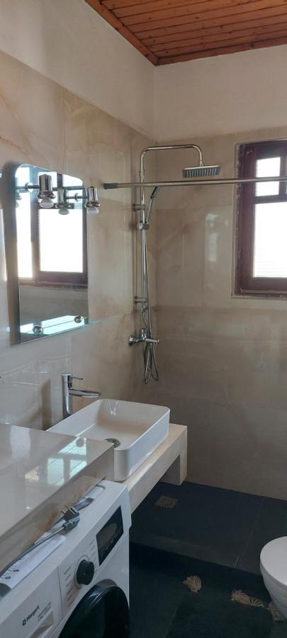 Apartament Elena'S Family House Artemida  Zewnętrze zdjęcie