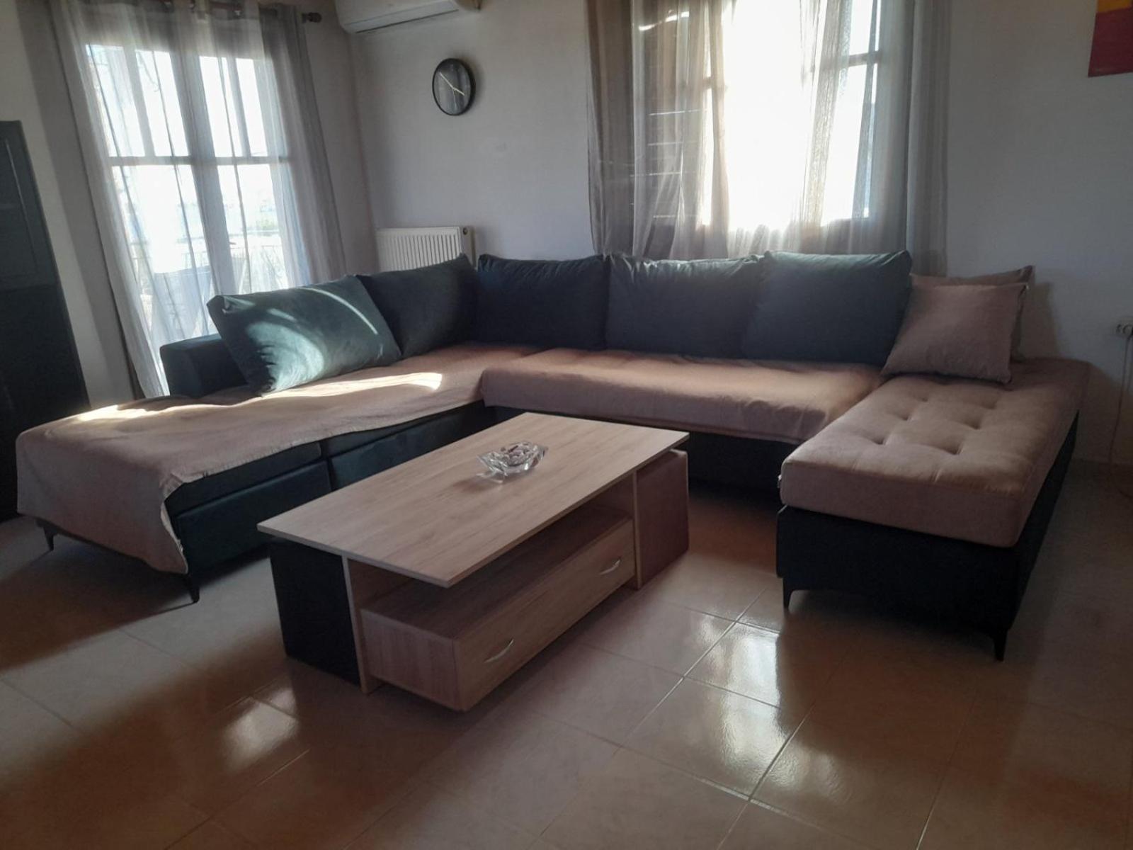 Apartament Elena'S Family House Artemida  Zewnętrze zdjęcie