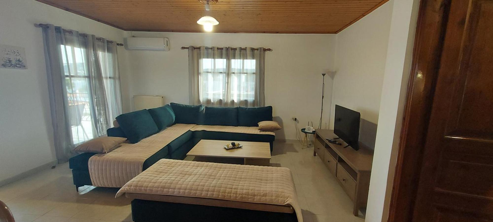 Apartament Elena'S Family House Artemida  Zewnętrze zdjęcie